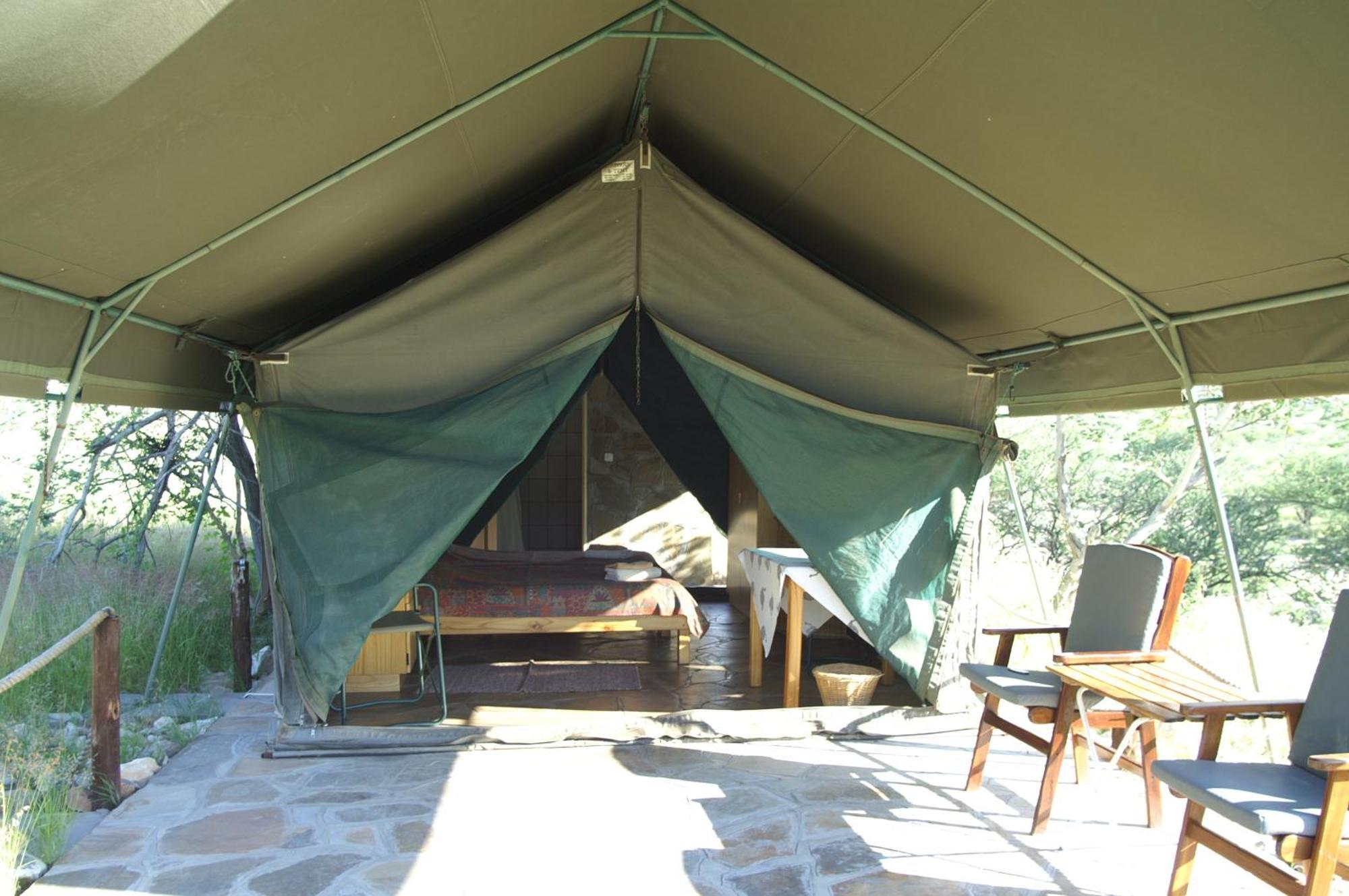 Etusis Lodge Usakos Ngoại thất bức ảnh