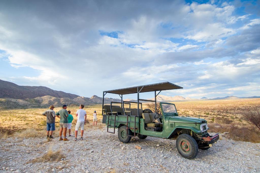 Etusis Lodge Usakos Ngoại thất bức ảnh