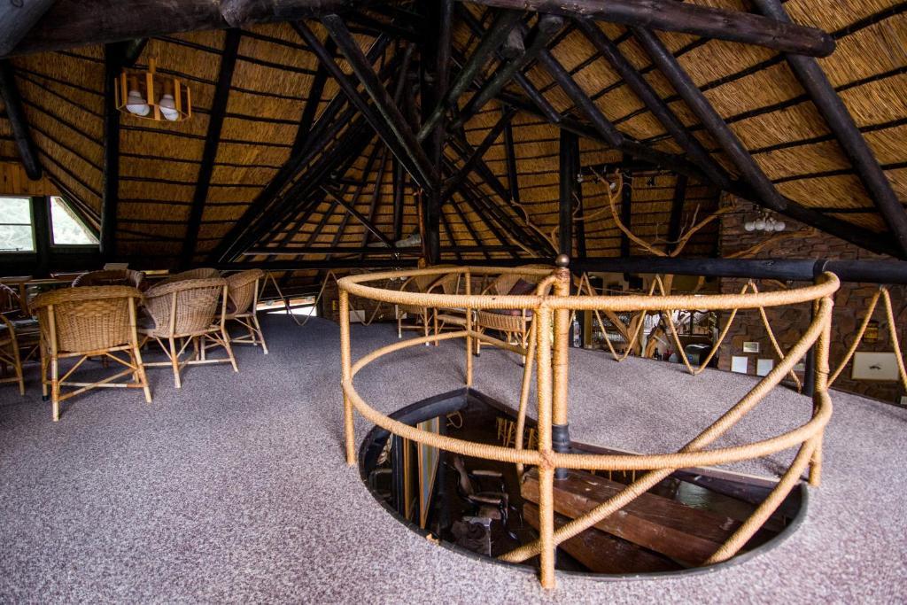 Etusis Lodge Usakos Phòng bức ảnh